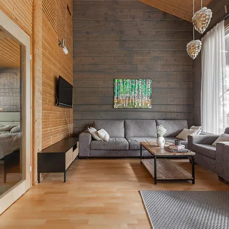 Kultaranta A - Scenic Lakeside With Hot Tub And Sauna Tahkovuori
