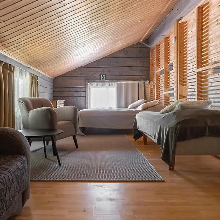 Kultaranta A - Scenic Lakeside In With Hot Tub And Sauna